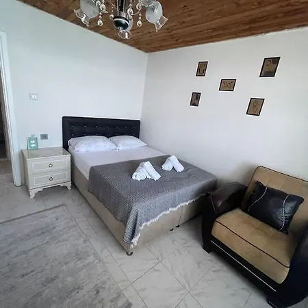 Savas House Apartment *
